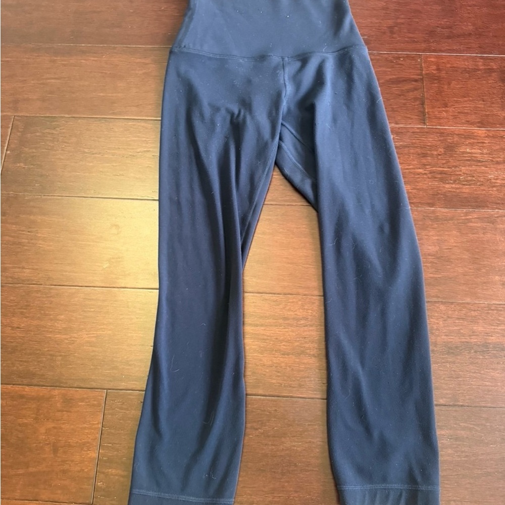 Lululemon Navy Cropped Aligns
